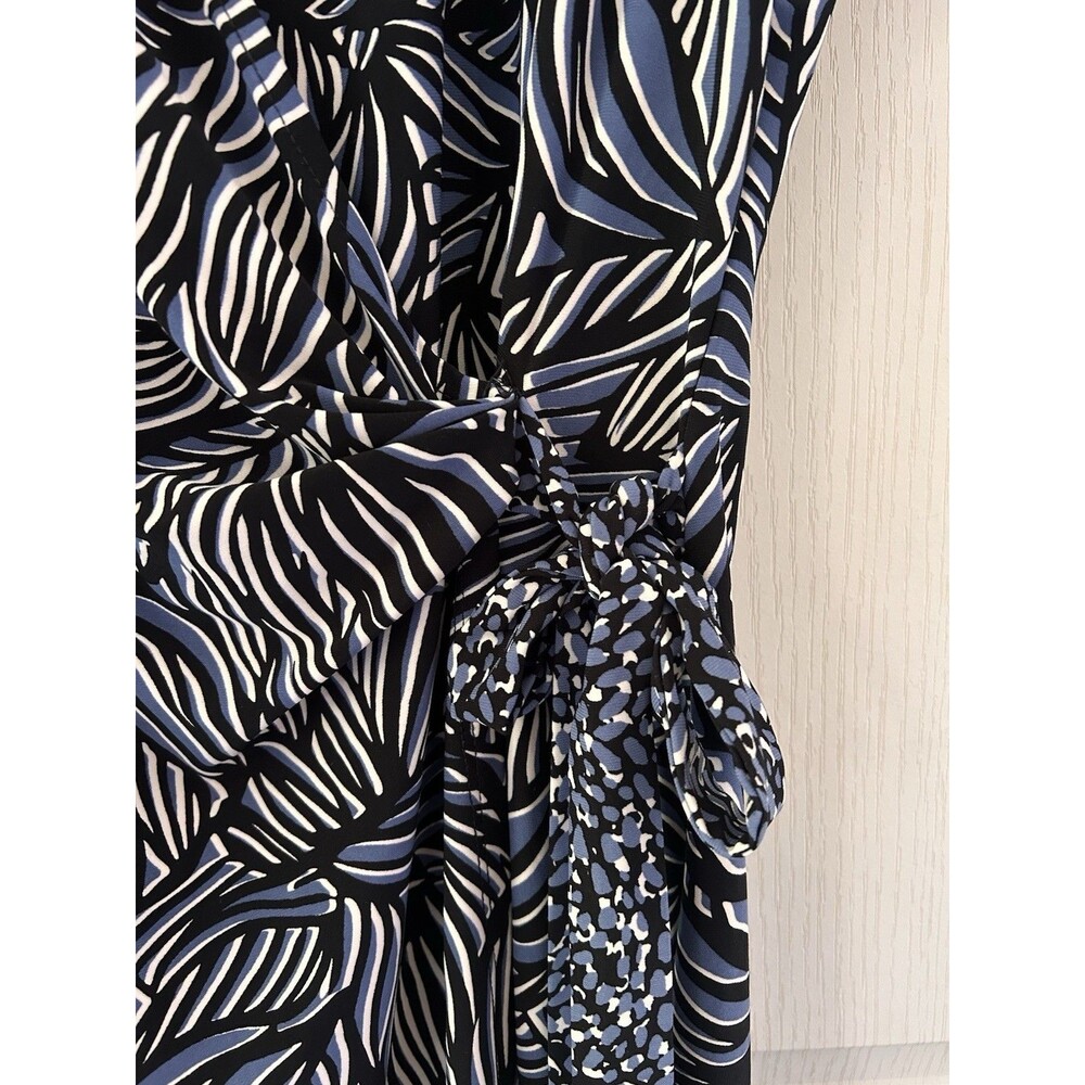 Anne Klein Dress Womens Large L Blue Black Printed Faux Wrap Sheath Work - Picture 14 of 16